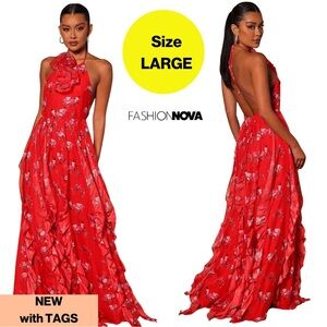 NEW w TAGS 🏷️ FASHION NOVA Floor-length Floral Maxi Dress (Size Large)